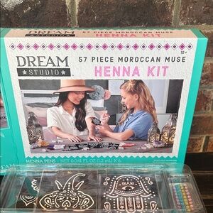 Dream Studio Moroccan Muse Henna Kit Temporary markings-had been opened